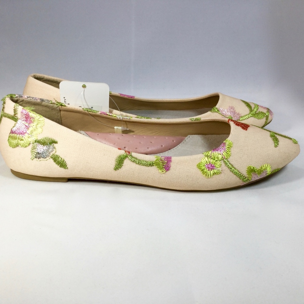 Goldtoe Lois Flats size 8